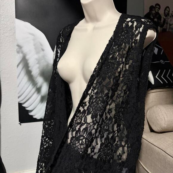 LuLaRoe Sweaters - Long lace sleeveless cardigan witchy